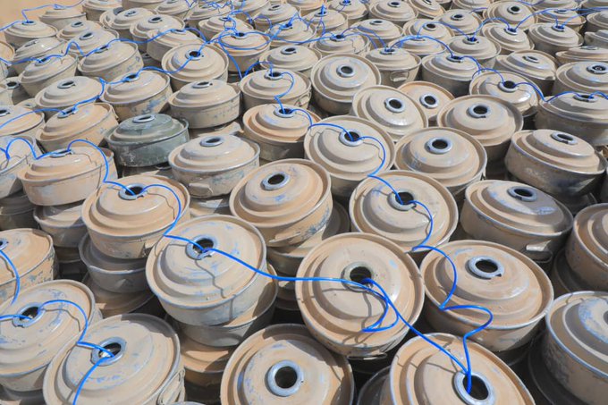 ألغام أرضية