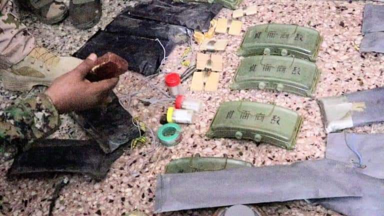 عبوات ناسفة