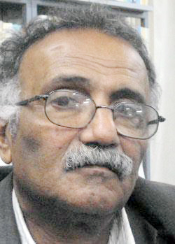 صورة عبد الباري طاهر