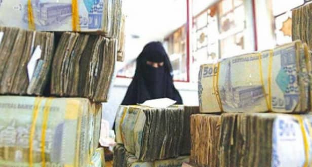 الريال اليمني يبلغ قاعاً غير مسبوق عند 1591 للدولار الواحد