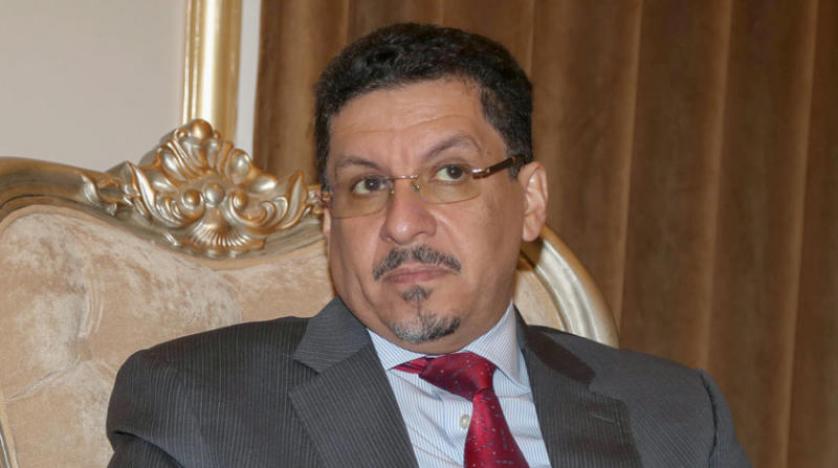 وزير الخارجية يبحث في اتصال هاتفي مع المبعوث الأممي تطورات الأوضاع في اليمن